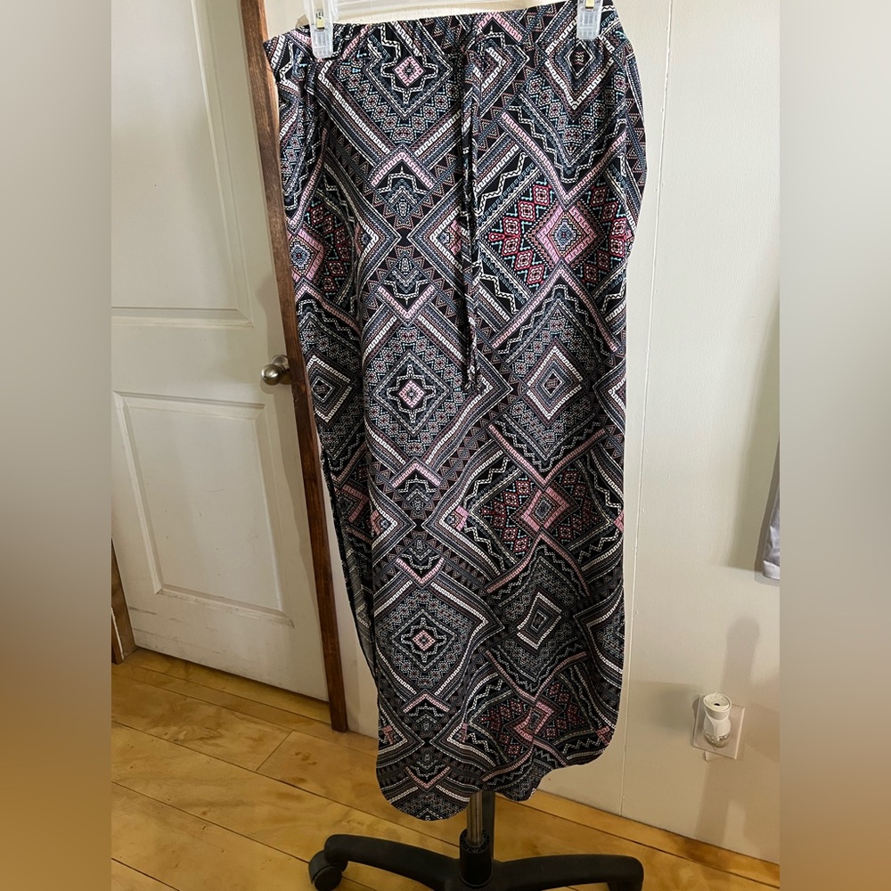 Geometric Patterned Maxi Skirt